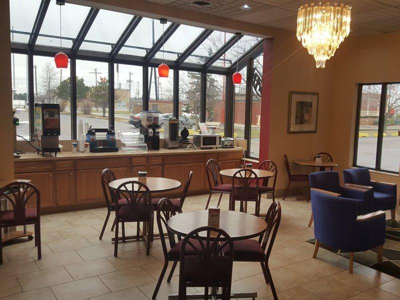 Super 8 By Wyndham Perrysburg-toledo Hotel Perrysburg